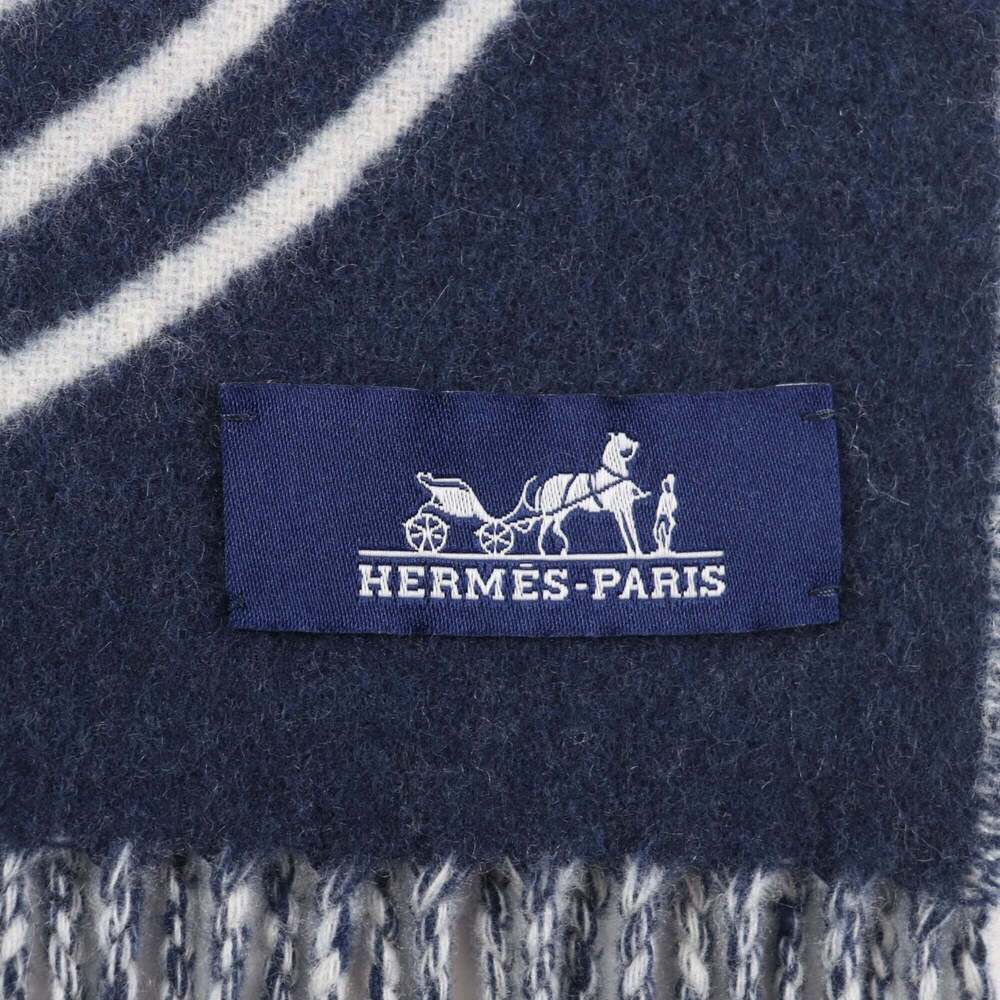 HERMES White Scarf - Picture 6 of 10